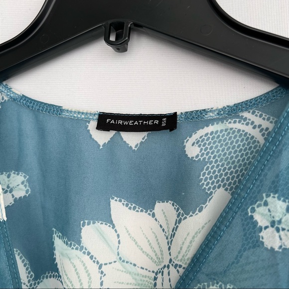 Blue and White Floral Sheer Top Y2K - Picture 6 of 6